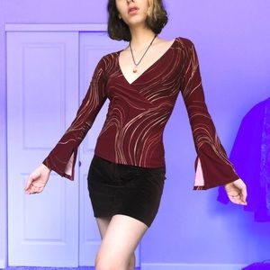 SOLD 💫Groove Deep V Top💫